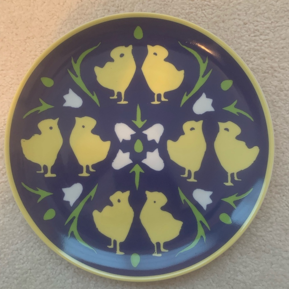 Yellow and Blue Plates Chick Design